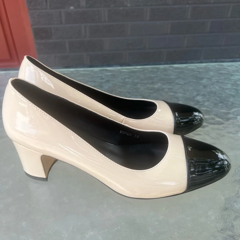 Women's Black and Tan Heels